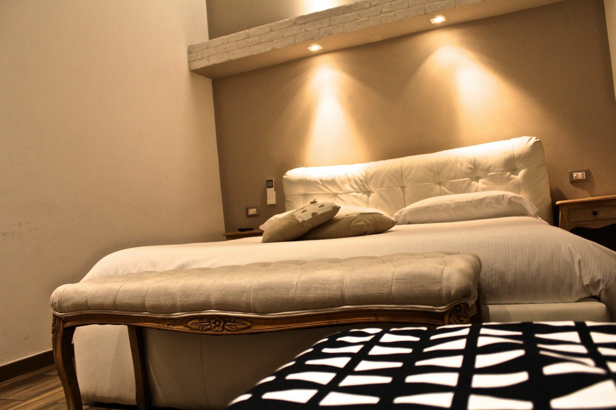 Roman Royal Rooms Экстерьер фото